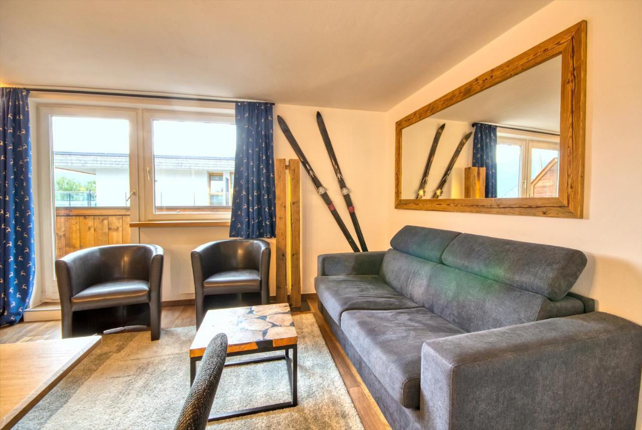 Apartment Melanie - By Alpen Apartments Zell am See Exterior photo